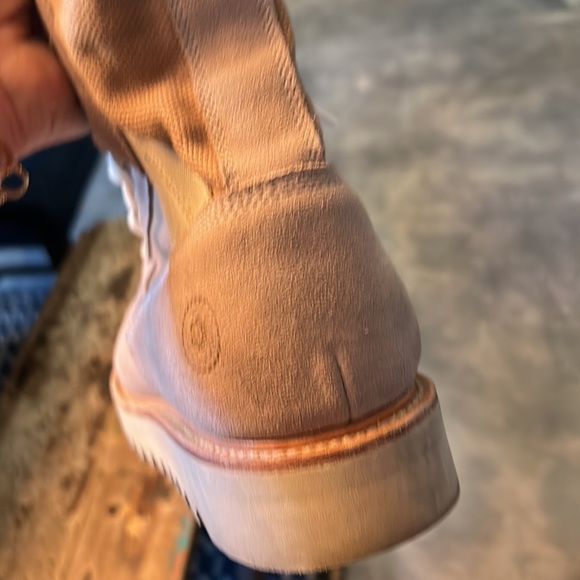 combat style luxury boots - Picture 3 of 3